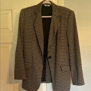 Classic Houndstooth Suit - Single-Button Blazer and Wide Leg Slacks